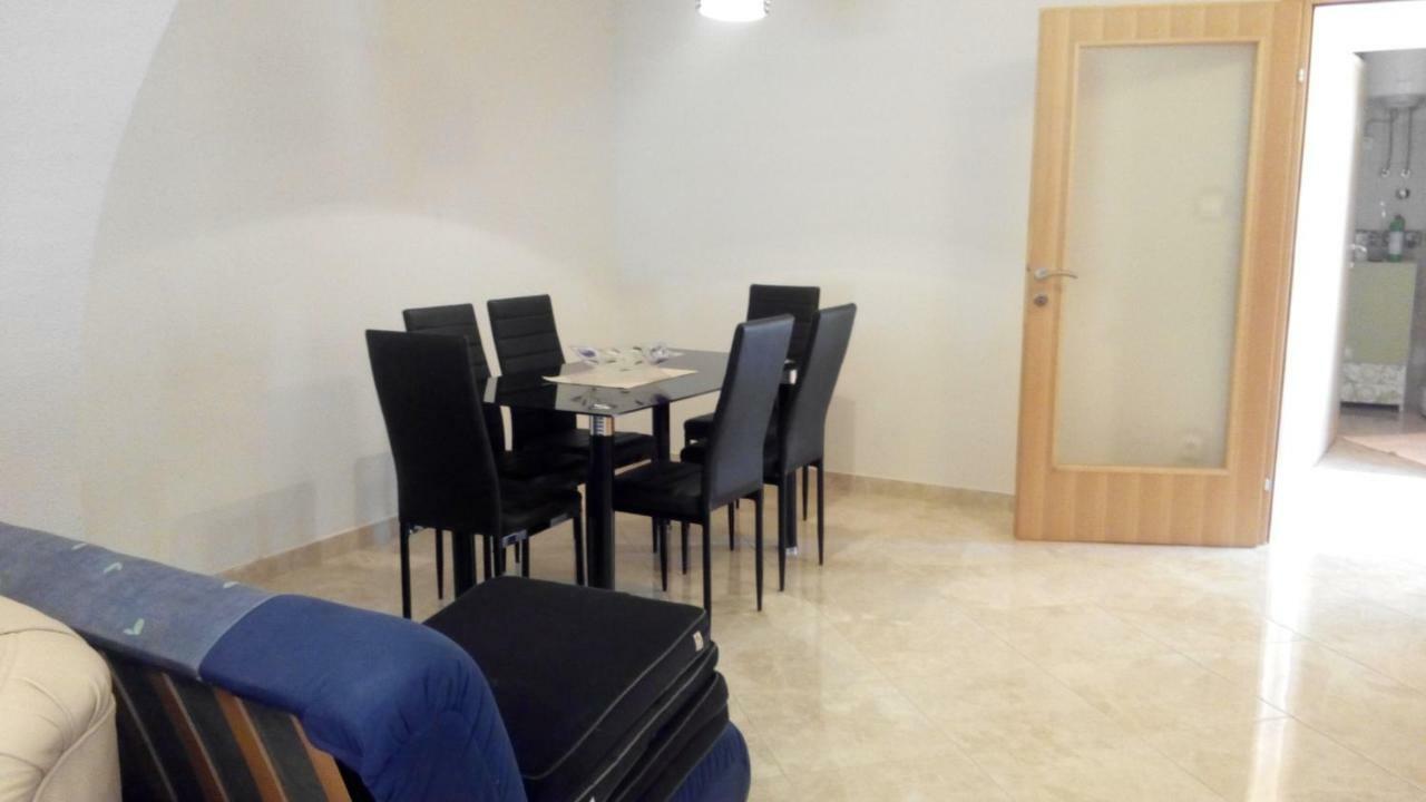 Ivica Apartments Punat Exteriör bild